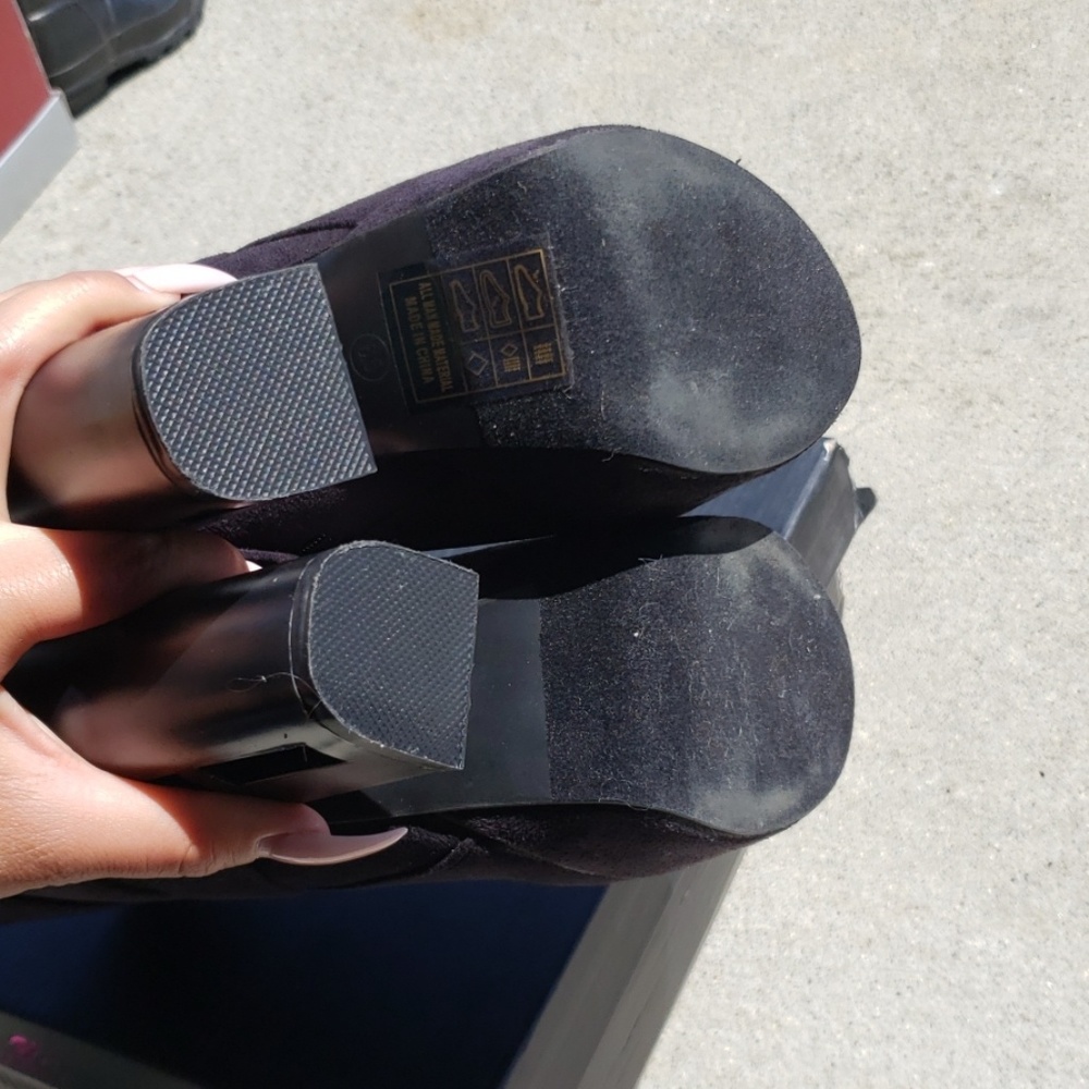 🆕️Booties - Picture 3 of 4